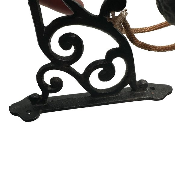 Rustic Cast Iron Rooster Traditional Farmhouse Dinner Bell - Picture 10 of 16